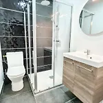 Maison Chaleureuse ,avec Piscine, Spa, Futuroscope Feriehus Jaunay-Clan