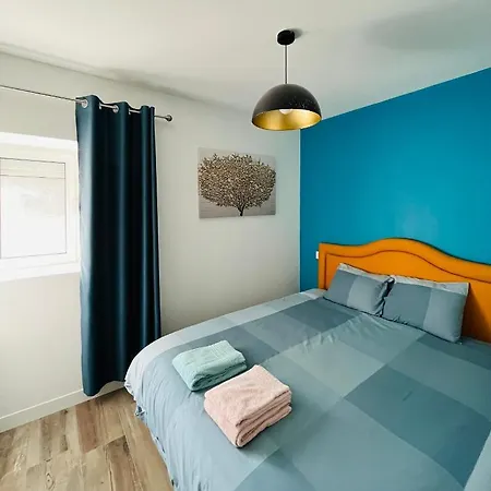 Ferienhaus Maison Chaleureuse ,avec Piscine, Spa, Futuroscope *