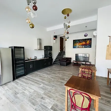 Maison Chaleureuse ,avec Piscine, Spa, Futuroscope Ferienhaus Jaunay-Clan