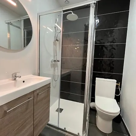 Maison Chaleureuse ,avec Piscine, Spa, Futuroscope Ferienhaus Jaunay-Clan