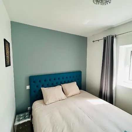 Maison Chaleureuse ,avec Piscine, Spa, Futuroscope Semesterbostad Jaunay-Clan
