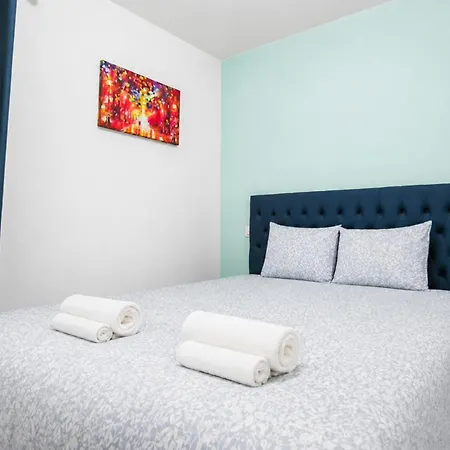 Maison, 6 Suites, Piscine, Jacuzzi, Futuroscope * Jaunay-Clan