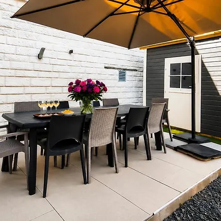 Maison, 6 Suites, Piscine, Jacuzzi, Futuroscope Jaunay-Clan