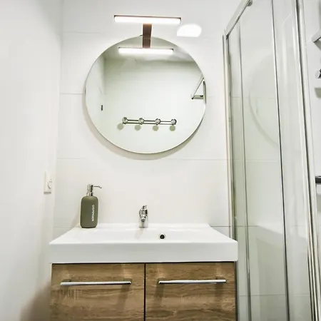 Maison, 6 Suites, Piscine, Jacuzzi, Futuroscope * Jaunay-Clan