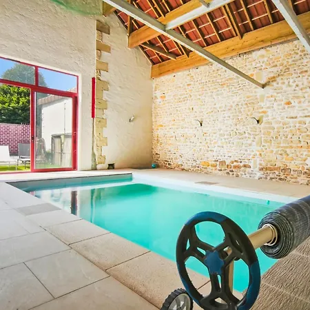 Les 4 As De Jaunay, La Maison Familiale, 6ch, Piscine, Jacuzzi *