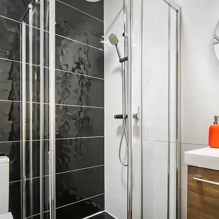 Maison, 6 Suites, Piscine, Jacuzzi, Futuroscope Casa vacanze *